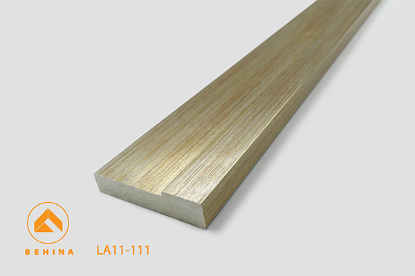 قرنیز لوور طلائی