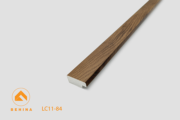 ابزار سمت راست لوور طرح چوب